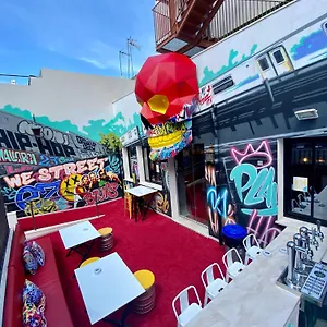  Hostel We Street - El Arenal-albergue Juvenil